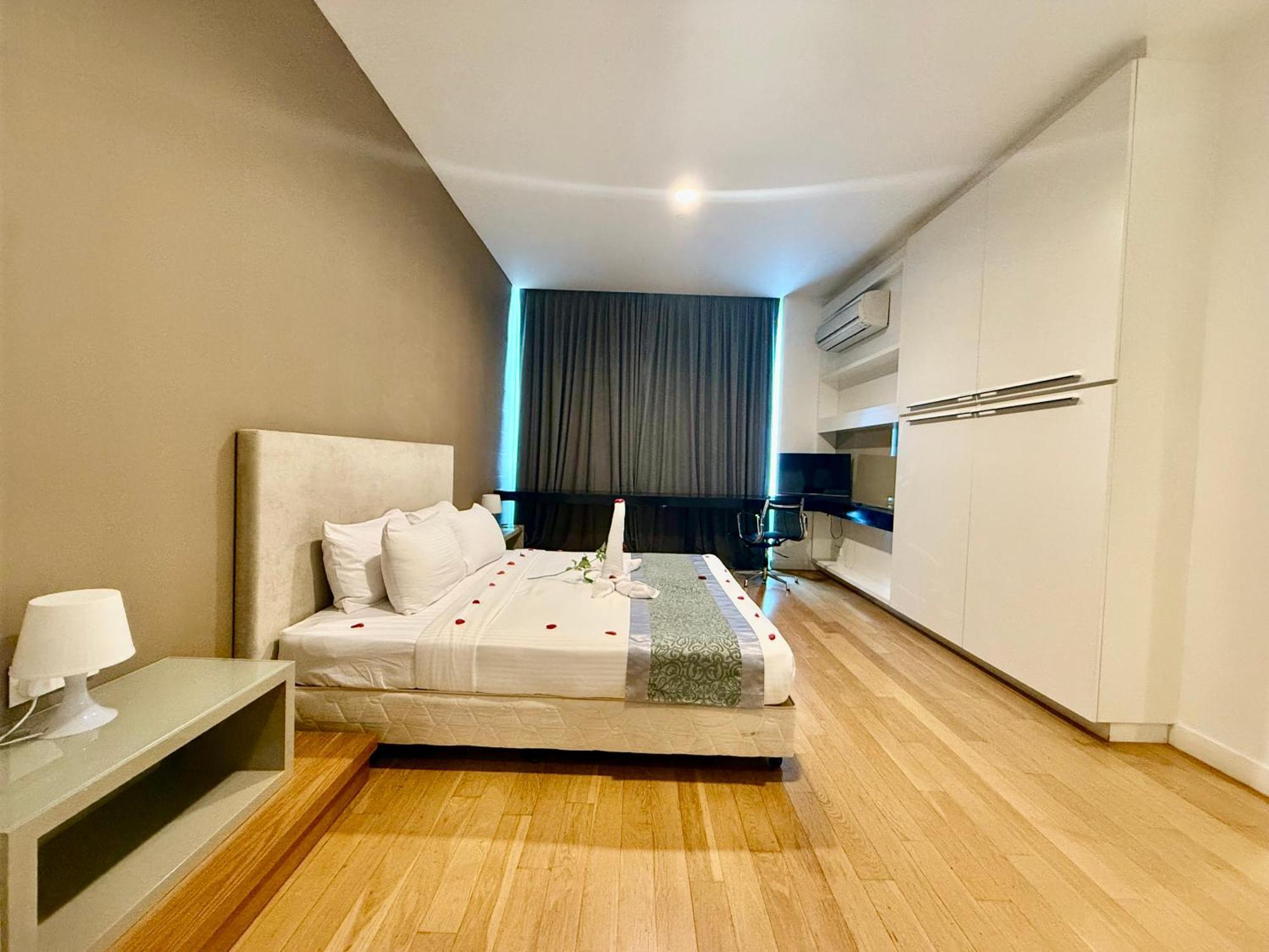 Pangsapuri The Platinum Klcc By Loft *